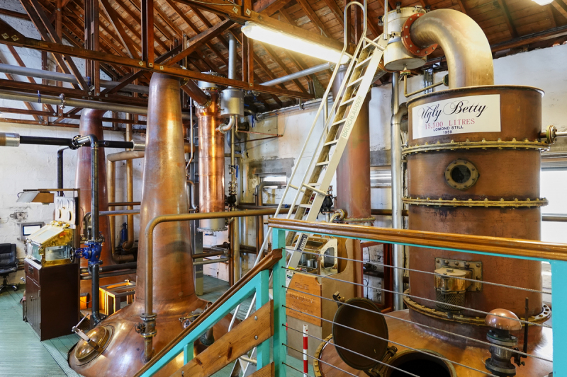 Bruichladdich whisky spirit stills and gin destillation still