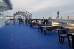 Keeping children in confined quarters onboard