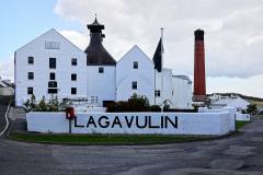 Lagavulin distillery